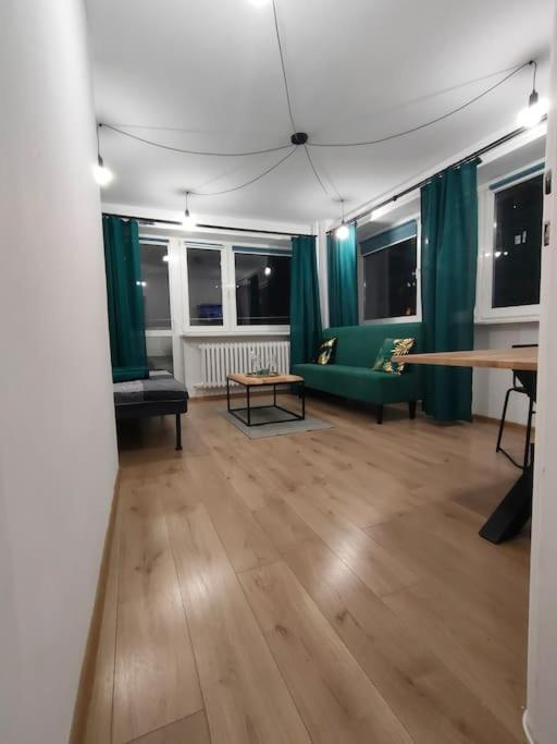 Apartament Szmaragdowy Centrum Apartment Warsaw Exterior photo